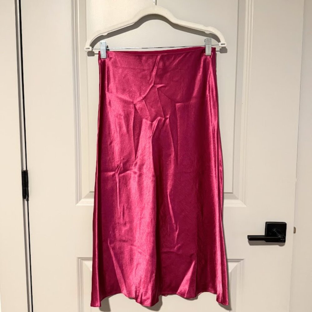 Aritzia Babaton Slip Satin Midi Skirt